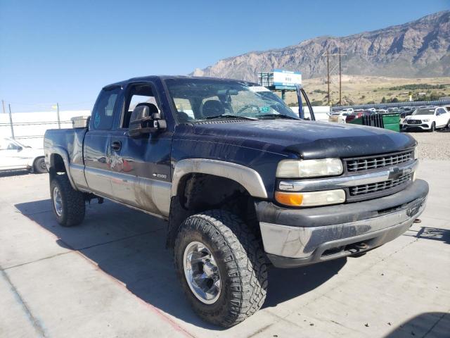 CHEVROLET SILVERADO 2000 with VIN 1GCGK29U4YE223358 - Photo from auction