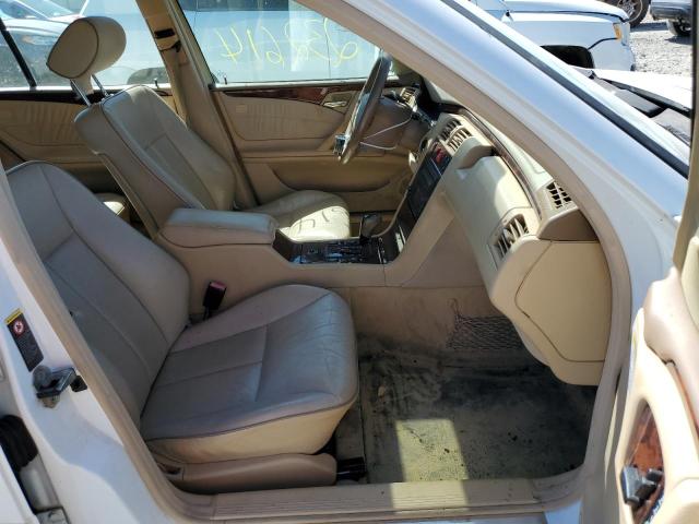 Photo 5 from auction – 2001 MERCEDES-BENZ E 320 with VIN WDBJH65J01B364912