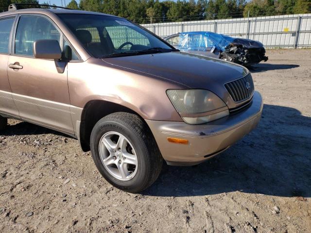 Photo 9 from auction – 1999 LEXUS RX 300 with VIN JT6HF10U6X0040790