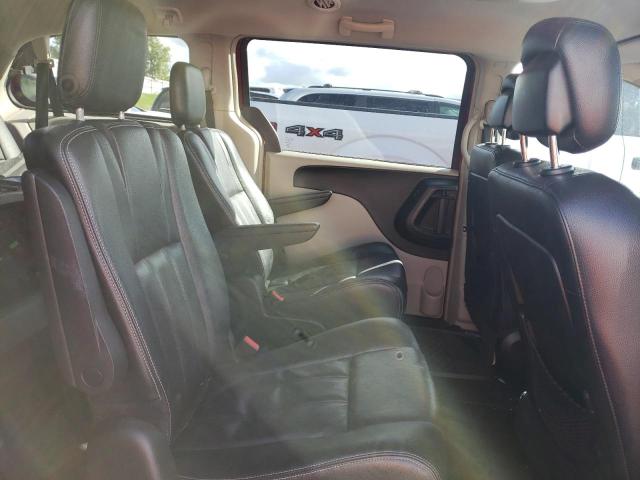 Photo 6 from auction – 2015 CHRYSLER TOWN & COU with VIN 2C4RC1BG7FR715533