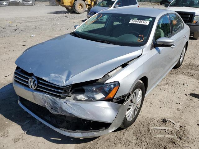 Photo 9 from auction – 2015 VOLKSWAGEN PASSAT S with VIN 1VWAS7A35FC106304