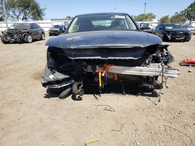 Photo 9 from auction – 2009 AUDI A4 2.0T QU with VIN WAULF78K99N070717