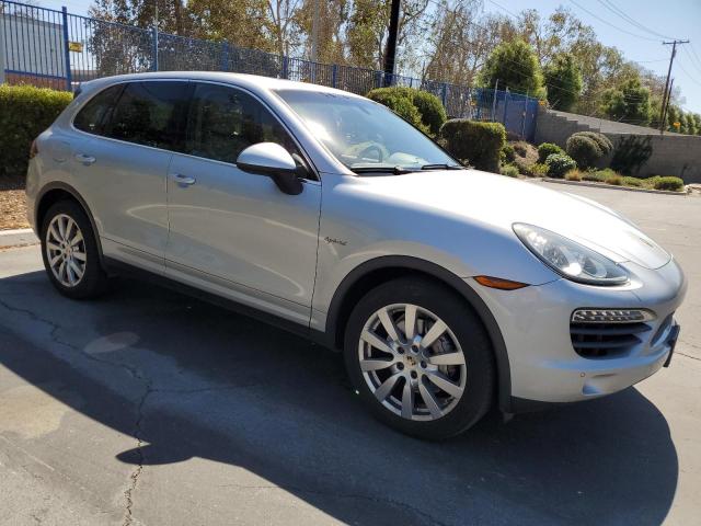 PORSCHE CAYENNE S 2012 with VIN WP1AE2A23CLA90487 - Photo from auction