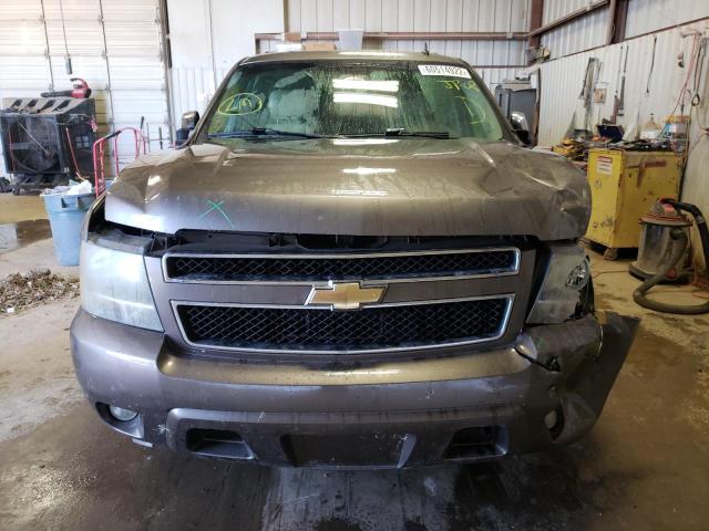 Photo 9 from auction – 2011 CHEVROLET SUBURBAN C with VIN 1GNSCJE09BR150256