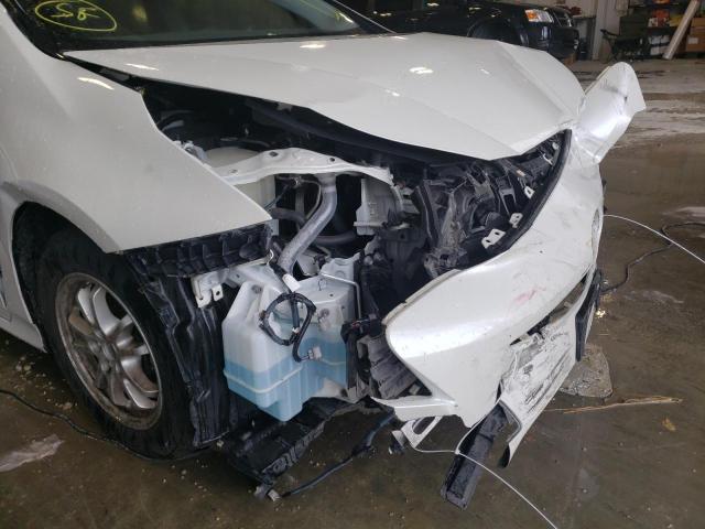Photo 9 from auction – 2016 TOYOTA PRIUS with VIN JTDKARFUXG3524558
