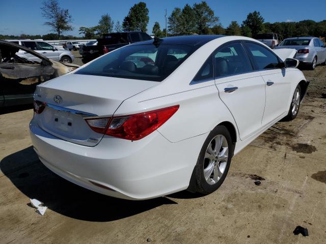 Photo 4 from auction – 2013 HYUNDAI SONATA SE with VIN 5NPEC4AC1DH684580