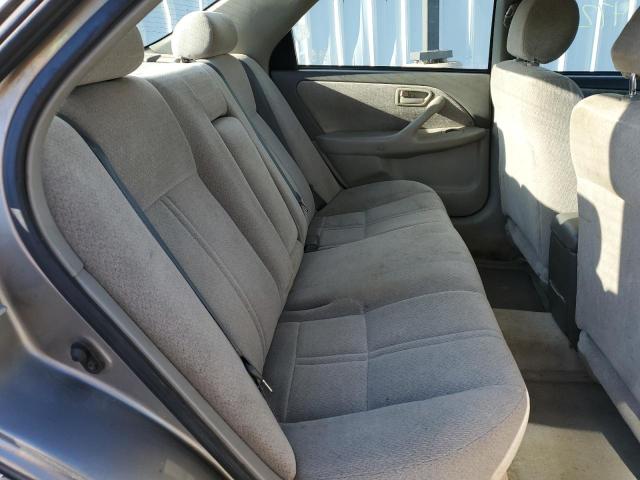 Photo 6 from auction – 2001 TOYOTA CAMRY CE with VIN 4T1BG22K41U027982