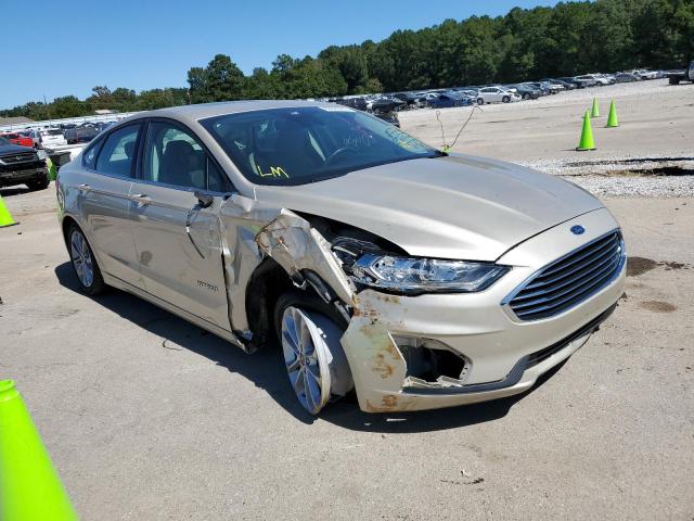 FORD FUSION SE 2019 with VIN 3FA6P0LU7KR264040 - Photo from auction