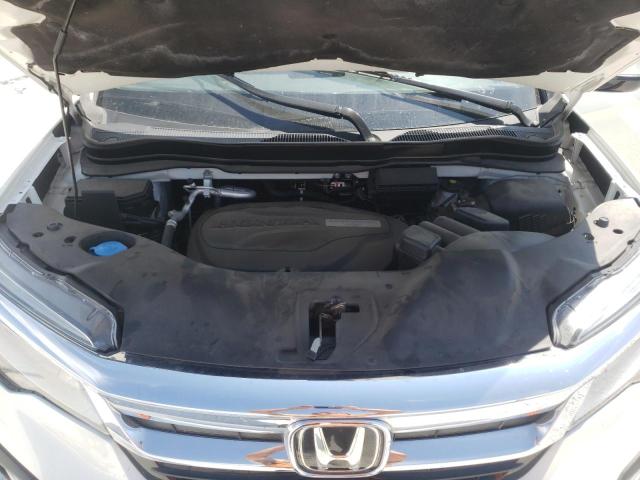Photo 7 from auction – 2019 HONDA PILOT TOUR with VIN 5FNYF5H63KB011604