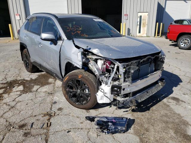 TOYOTA RAV4 SE 2022 with VIN 4T3T6RFV3NU085728 - Photo from auction