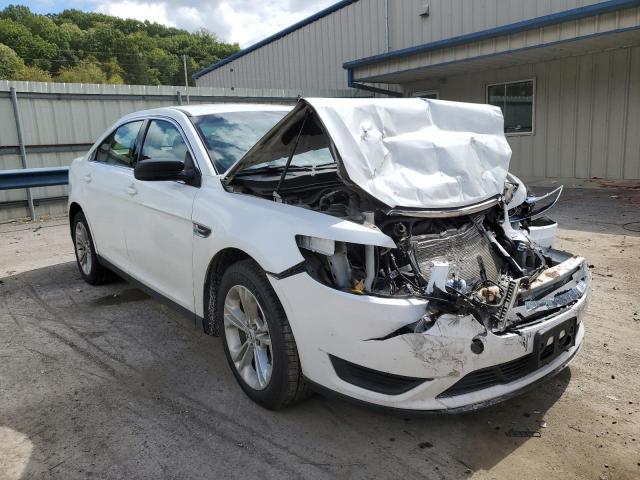 FORD TAURUS SE 2015 with VIN 1FAHP2D82FG166987 - Photo from auction