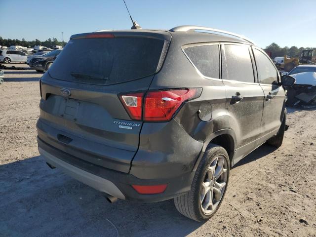 Photo 4 from auction – 2019 FORD ESCAPE TIT with VIN 1FMCU0J93KUC02143