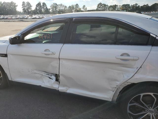 Photo 10 from auction – 2017 FORD TAURUS SHO with VIN 1FAHP2KT5HG118099