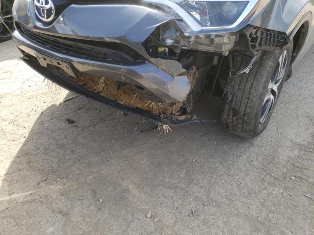 Photo 9 from auction – 2016 TOYOTA RAV4 LE with VIN JTMBFREV9GJ091645