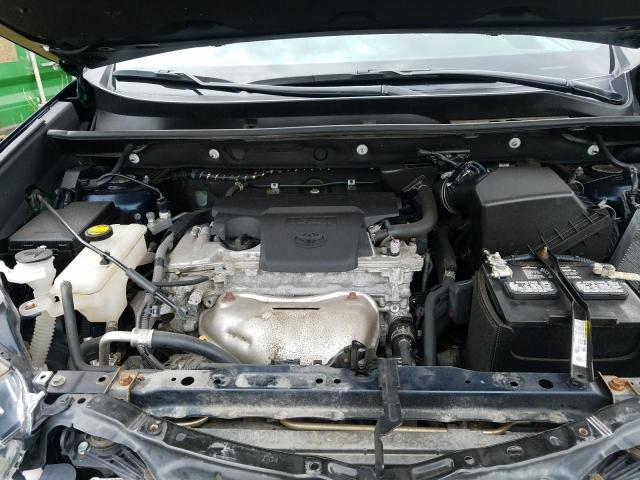 Photo 7 from auction – 2017 TOYOTA RAV4 SE with VIN 2T3JFREV9HW619070