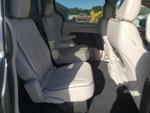 Photo 6 from auction – 2017 CHRYSLER PACIFICA L with VIN 2C4RC1GG5HR544535