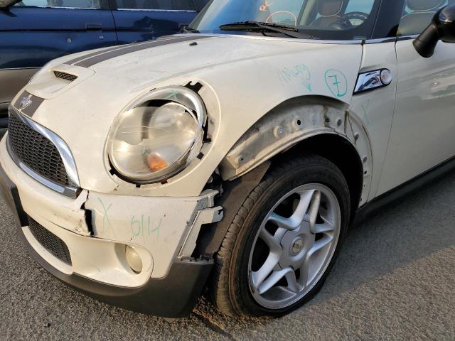 Photo 9 from auction – 2009 MINI COOPER S C with VIN WMWMM33539TP90854