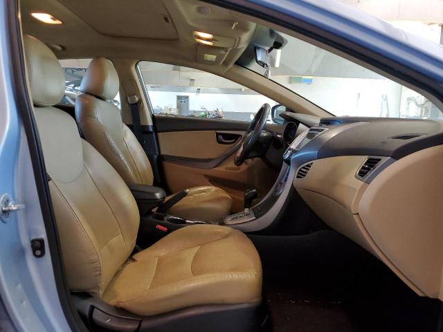 Photo 5 from auction – 2012 HYUNDAI ELANTRA GL with VIN KMHDH4AE4CU209097