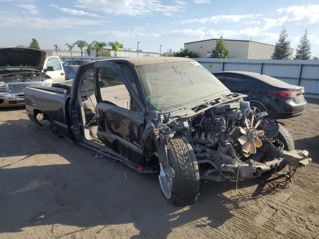 CHEVROLET SILVERADO 2000 with VIN 2GCEC19T3Y1326827 - Photo from auction