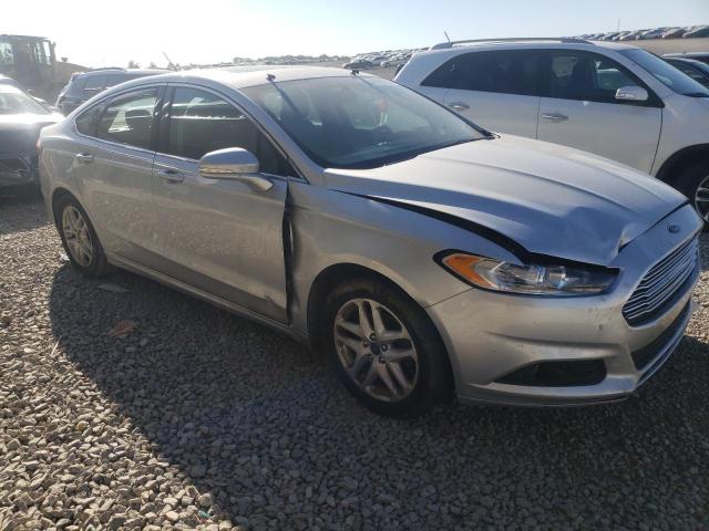 FORD FUSION SE 2016 with VIN 1FA6P0HD0G5123572 - Photo from auction