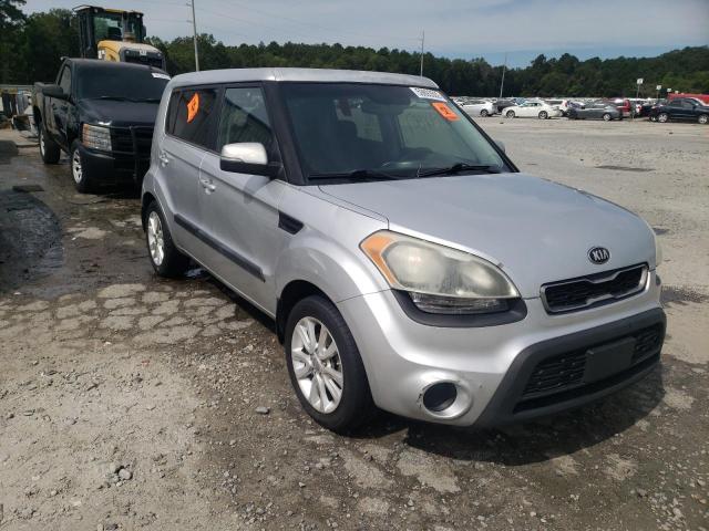 KIA SOUL + 2013 with VIN KNDJT2A68D7576748 - Photo from auction