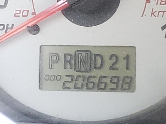 Photo 8 from auction – 2004 FORD ESCAPE XLT with VIN 1FMCU93194KA63274