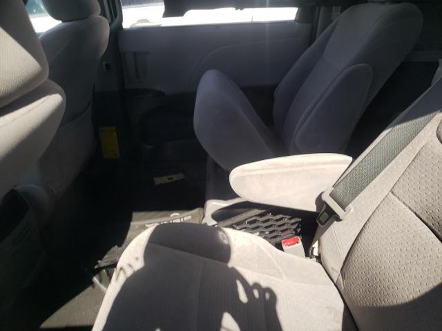 Photo 6 from auction – 2015 TOYOTA SIENNA LE with VIN 5TDKK3DC6FS553122