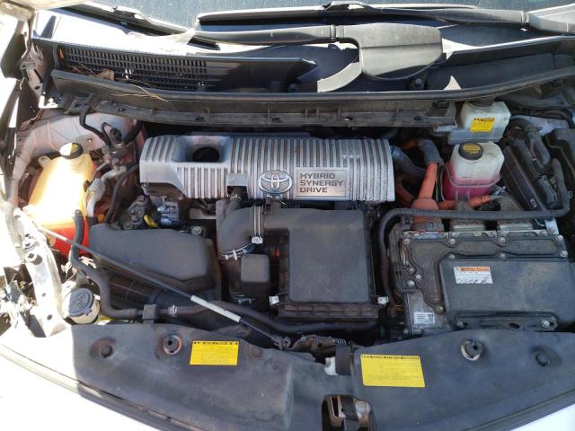 Photo 7 from auction – 2013 TOYOTA PRIUS V with VIN JTDZN3EU4D3272223