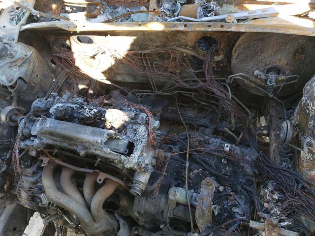 Photo 7 from auction – 2003 TOYOTA CAMRY LE with VIN 4T1BE32K13U670191