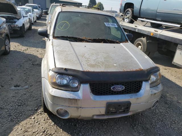 Photo 9 from auction – 2005 FORD ESCAPE HEV with VIN 1FMYU96H35KE10680