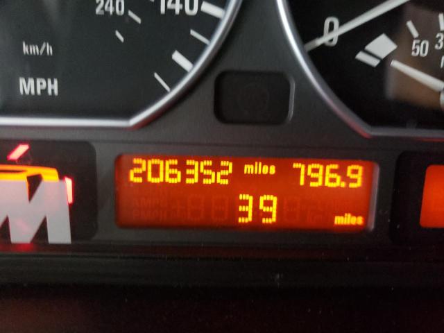 Photo 8 from auction – 2005 BMW 330 I with VIN WBAEV53455KM39951