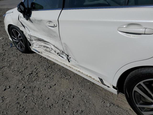 Photo 10 from auction – 2018 SUBARU LEGACY SPO with VIN 4S3BNAS69J3035184