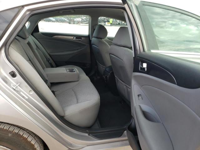 Photo 6 from auction – 2012 HYUNDAI SONATA HYB with VIN KMHEC4A49CA029061