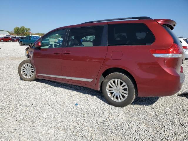 Photo 3 from auction – 2011 TOYOTA SIENNA XLE with VIN 5TDYK3DC5BS099398