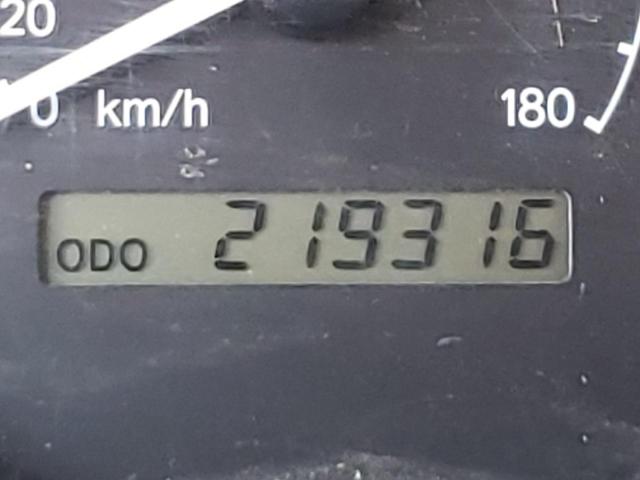 Photo 8 from auction – 2002 TOYOTA COROLLA CE with VIN 1NXBR12E32Z651417