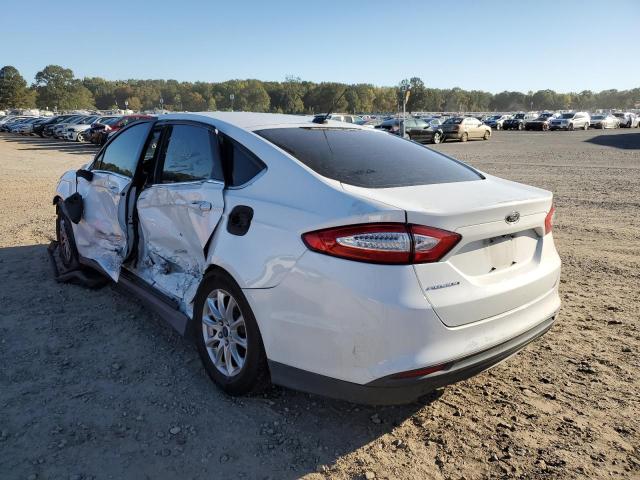 Photo 3 from auction – 2015 FORD FUSION S with VIN 1FA6P0G74F5113749