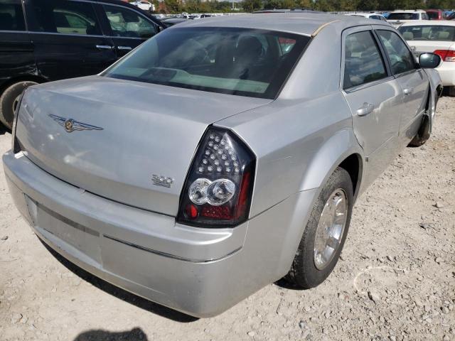 Photo 4 from auction – 2005 CHRYSLER 300 with VIN 2C3JA53G55H612046