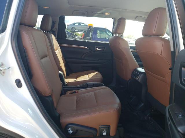 Photo 6 from auction – 2019 TOYOTA HIGHLANDER with VIN 5TDDGRFH9KS067212