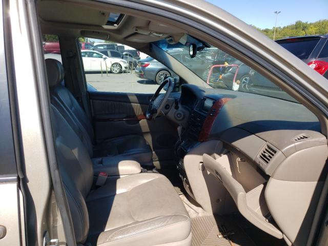 Photo 5 from auction – 2005 TOYOTA SIENNA XLE with VIN 5TDBA22C55S052799