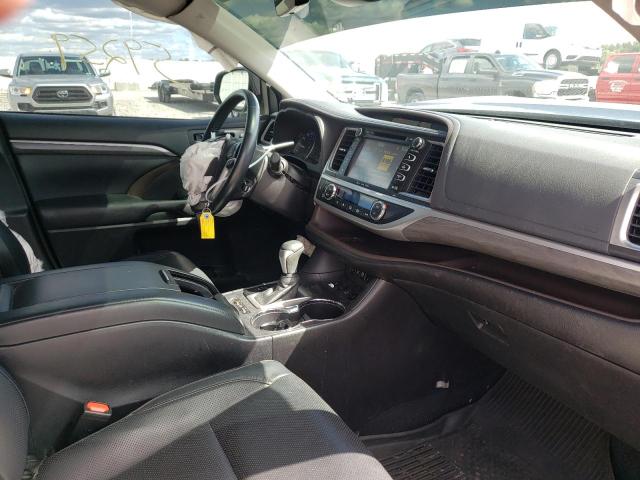 Photo 5 from auction – 2018 TOYOTA HIGHLANDER with VIN 5TDDZRFH8JS491540