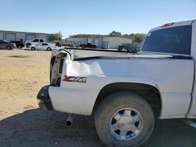 Photo 9 from auction – 2005 GMC NEW SIERRA with VIN 2GTEK13T251126044