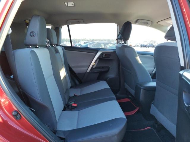 Photo 6 from auction – 2015 TOYOTA RAV4 LE with VIN 2T3ZFREV4FW176679