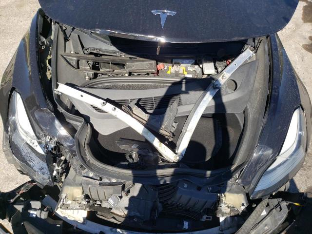 Photo 7 from auction – 2018 TESLA MODEL 3 with VIN 5YJ3E1EB8JF095019