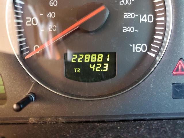Photo 8 from auction – 2004 VOLVO V70 with VIN YV1SW61T542411577