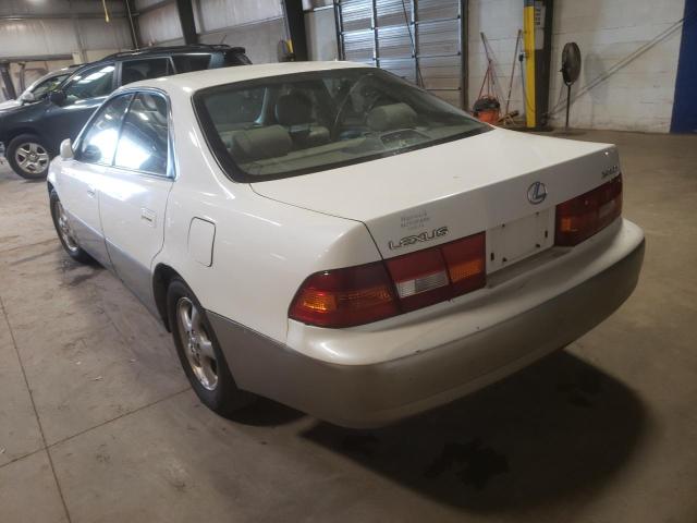 Foto 3 de la subasta – 1998 LEXUS ES 300 con VIN JT8BF28G7W0121152