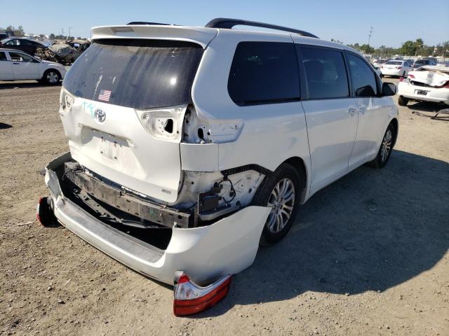 Photo 4 from auction – 2016 TOYOTA SIENNA XLE with VIN 5TDYK3DC0GS694117