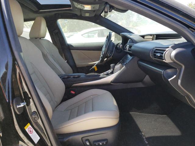 Photo 5 from auction – 2018 LEXUS IS300 with VIN JTHBA1D26J5083816