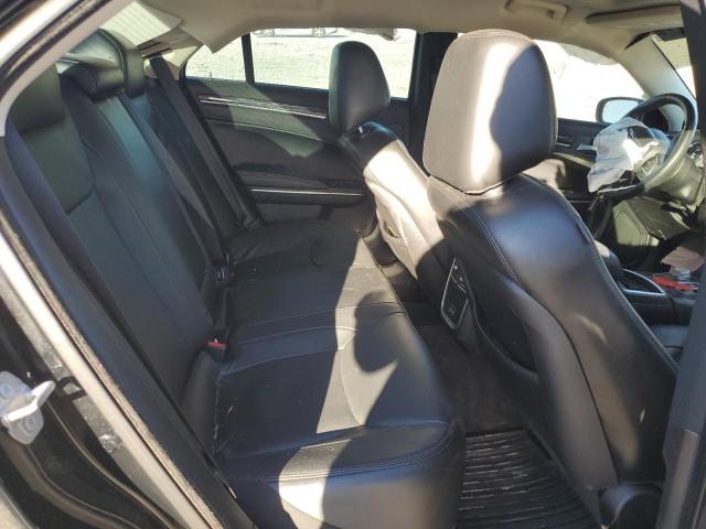 Photo 6 from auction – 2017 CHRYSLER 300 LIMITE with VIN 2C3CCARG8HH604028
