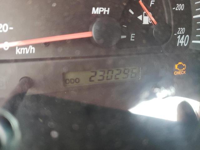 Photo 8 from auction – 2004 TOYOTA CAMRY LE with VIN 4T1BF30K74U569450