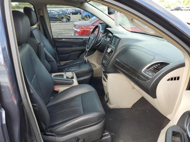 Photo 5 from auction – 2013 CHRYSLER TOWN & COU with VIN 2C4RC1CG4DR809347